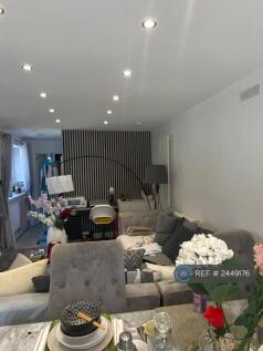 Lounge 2