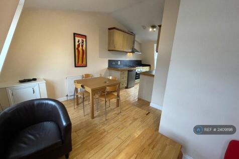 Living Room/ Kitchen