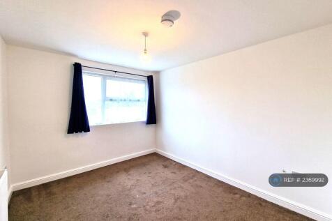 Double Room Available 