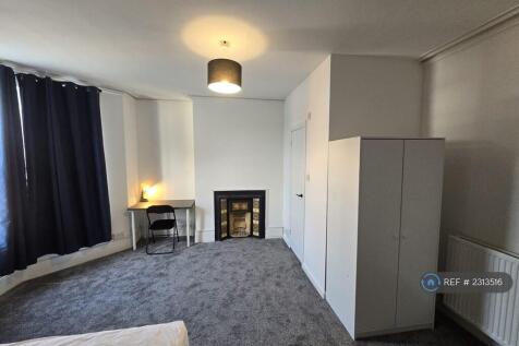 Ensuite Room 1