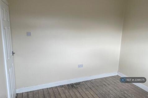 Double Bedroom No 2