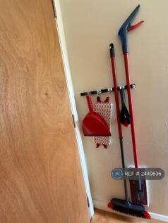 Cleaning Station