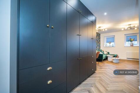 Wardrobe 