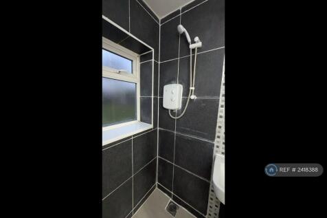 Main-We Shower Room5