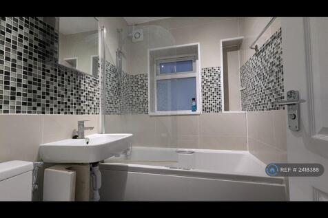 En-Suite Bath-2