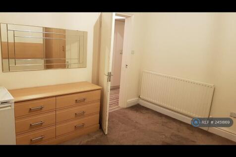 Bedroom 3 - 1st Floor