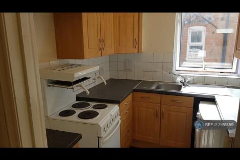 Kitchen 2 - 1st Floor