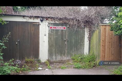 2 x Garages At The Back