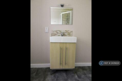 Sink With Mirror And Light