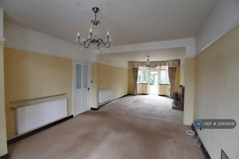 Open Plan Lounge/ Dining Room