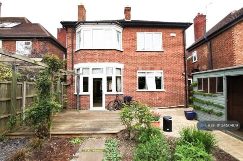 Garden &amp; Outdoor Space