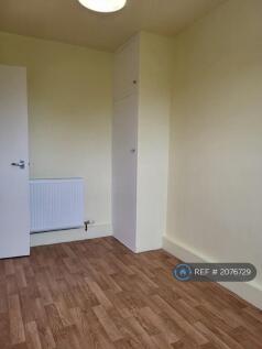 Bedroom 2 (Double)