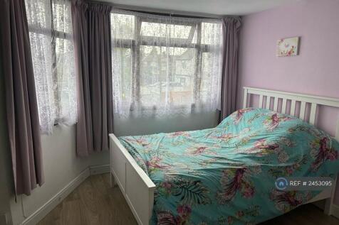 Bedroom (2) 
