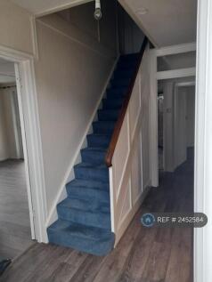Stairs/Hallway