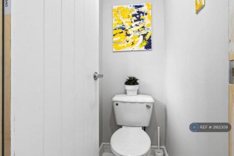 Toilet 1