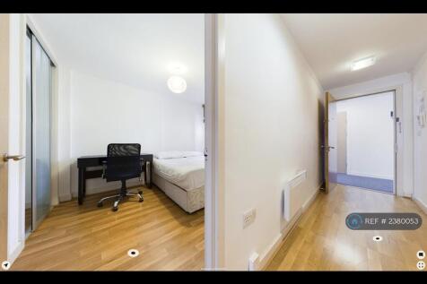 1st Bedroom Has Most Fitted Wardrobes