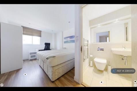 2nd Bedroom (Master Ensuite Wc, Basin &#43; Shower)
