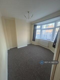 Downstairs Bedroom 4