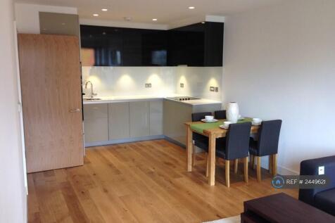 Lounge Kitchen