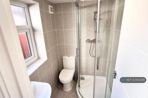 Shower Room 2
