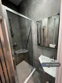 Room 4 En-Suite