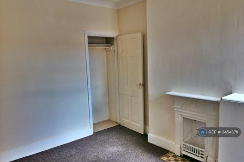 2nd Bedroom Picture 1 