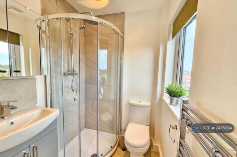 Studio Room 5 Bathroom 