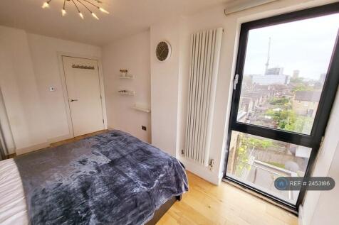 Bedroom (Back Left)