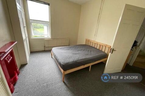 Mid Room 1st Floor 