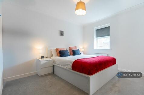 Ensuite Bedroom