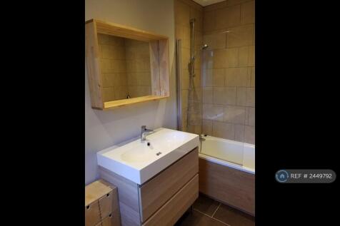 Oversized Basin With Storage.