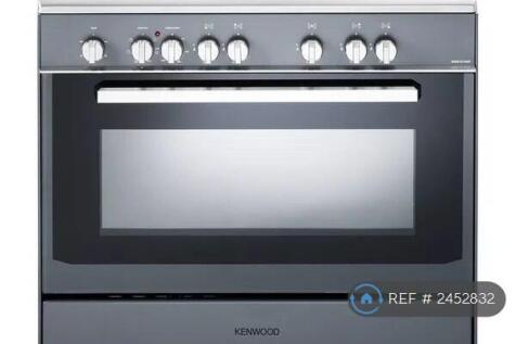 Brand New Range Cooker - Not Used