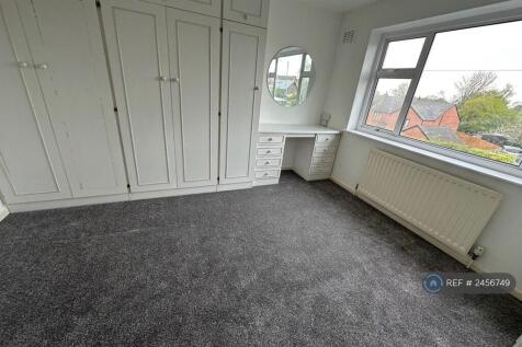 Upstairs Bedroom 1
