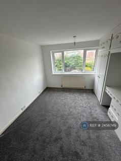 Upstairs Bedroom 2