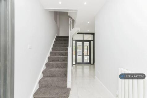 Entrance Hall Way