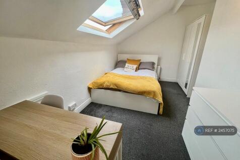 Top Floor Bedroom Room 1