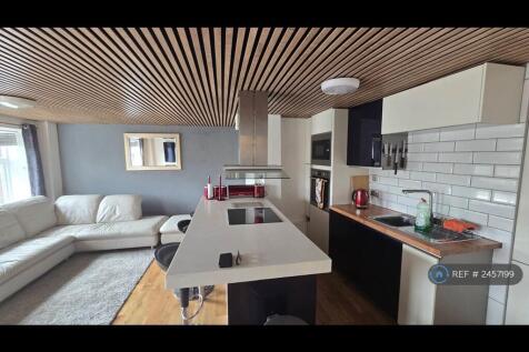 Living Room/Kitchen