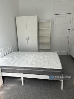Bedroom 1 Available 18/07/25