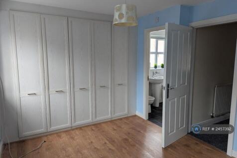 Middle Floor Bedroom