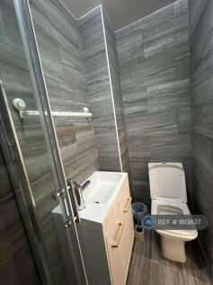 Bathroom In Ensuite Room 1