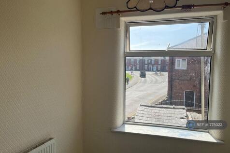 Rear Double Bedroom