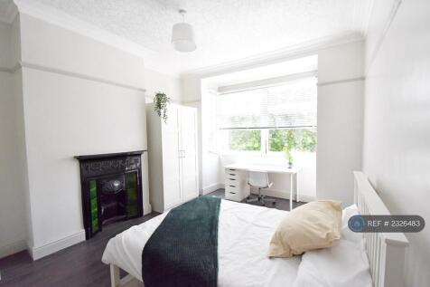 Middle Floor Bedroom