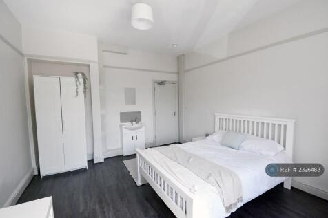 Middle Floor Bedroom