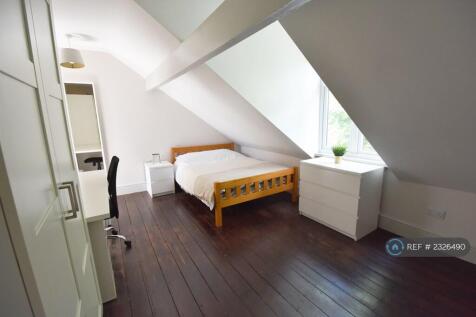 Room 5 - Available