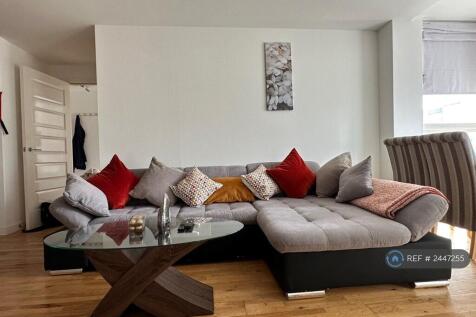 Livving/Sitting Area 