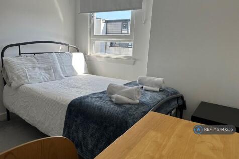 Second Bedroom With Twin Bed