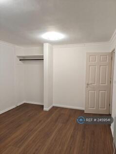 Bedroom (2)