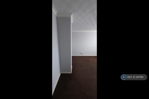 Bedroom 1  (Master)