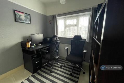 2nd Bedroom/ Office, 1st Floor