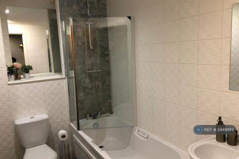 Bath Cum Shower With 2nd Bedroom 